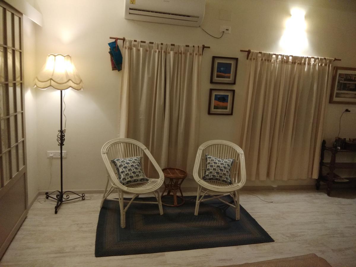 5/4 - Calcutta'S Freshest Bnb Экстерьер фото