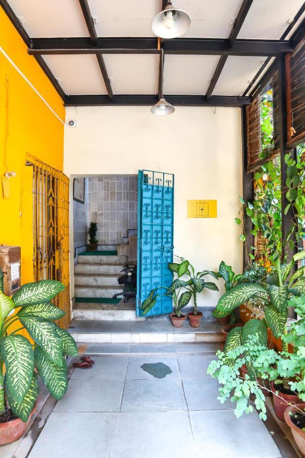 5/4 - Calcutta'S Freshest Bnb Экстерьер фото