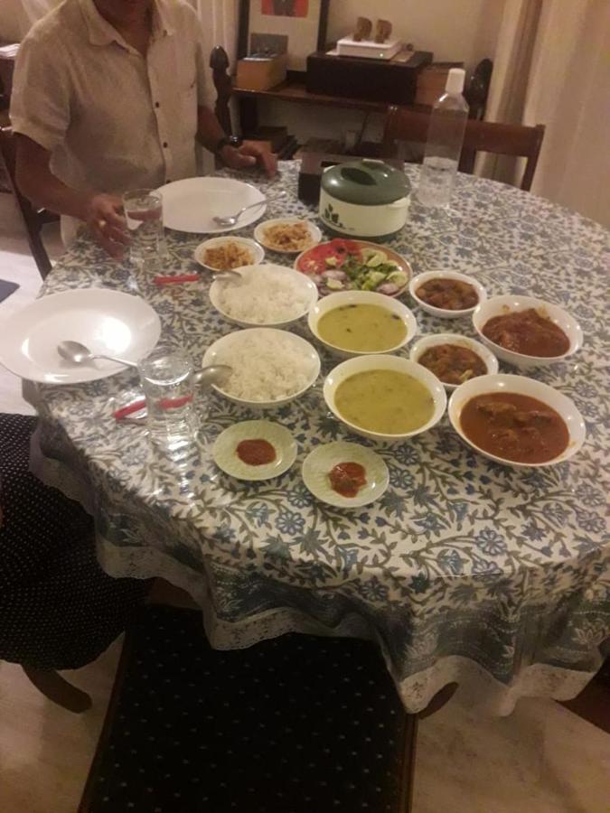 5/4 - Calcutta'S Freshest Bnb Экстерьер фото
